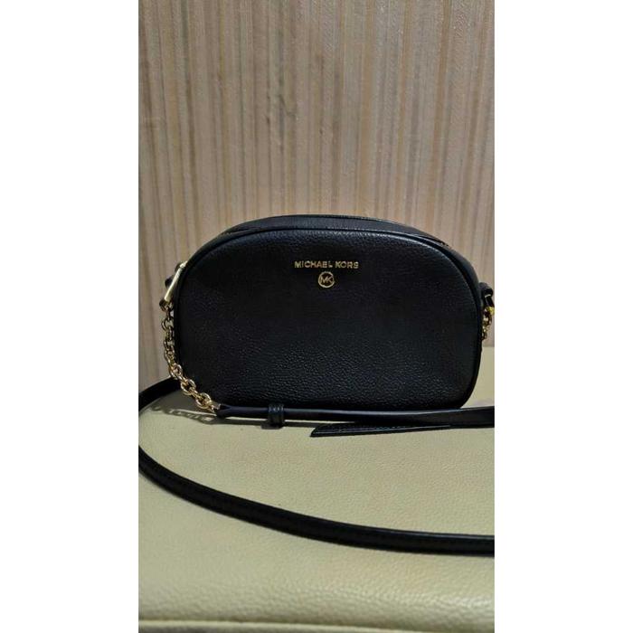 Preloved Original MK camera oval mini shoulder bag tas selempang hitam gold chain