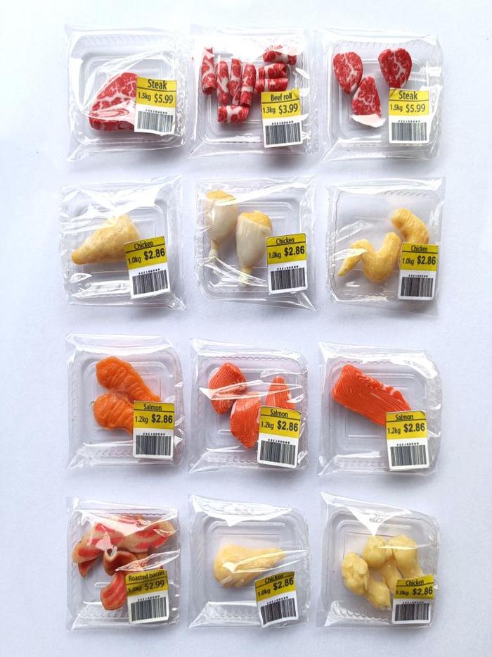 New Miniature Supermarket Food Simulation Beefsteak Salmon Bacon Beef Roll For Doll House Mini Kitch