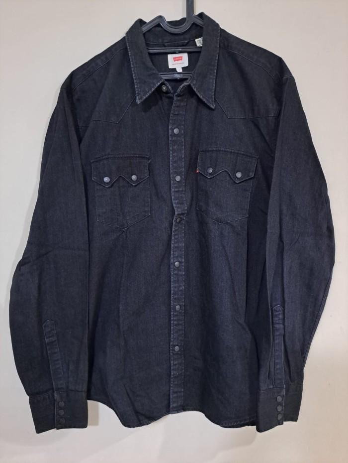 [LAKU] Levis Sawtooth Western Shirt/Kemeja Denim Pria size L Preloved