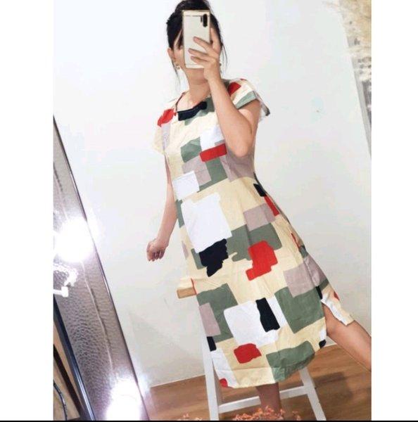 DASTER KOTAK KOTAK ABSTRAK DASTER RUMAHAN CANTIK