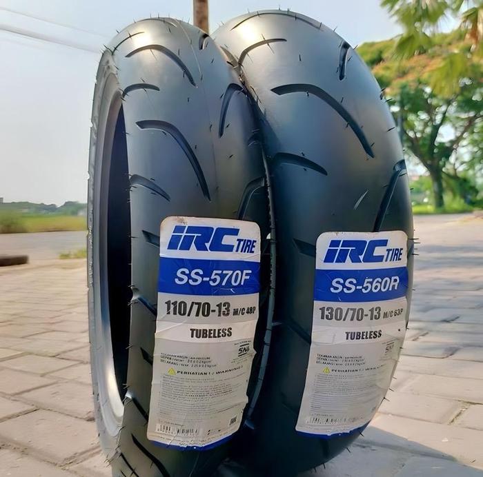 sepasang Ban motor NMAX irc tubeless depan belakang ukuran 130/70-13 & 110/70-13 produk sni tahun pe