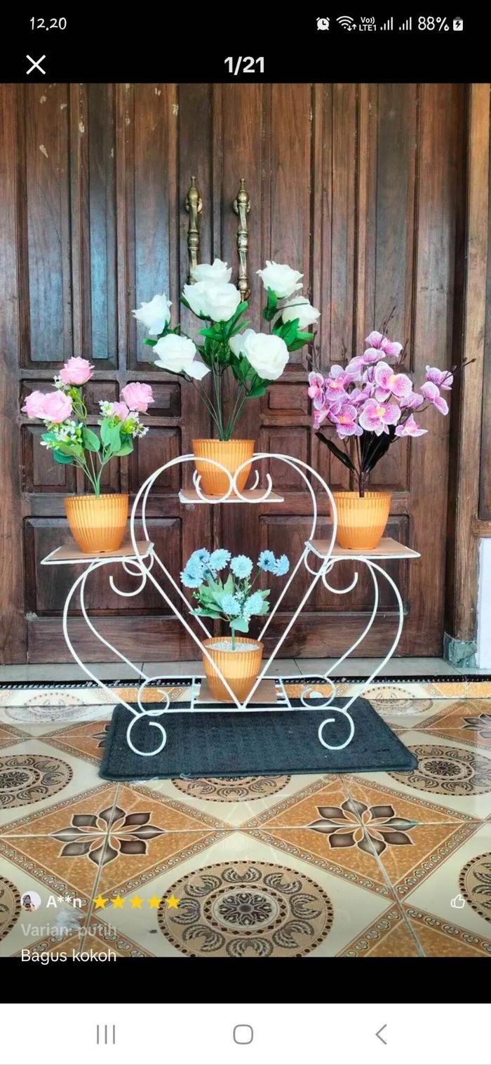 rak pot bunga bentuk love / rak pot bunga besi