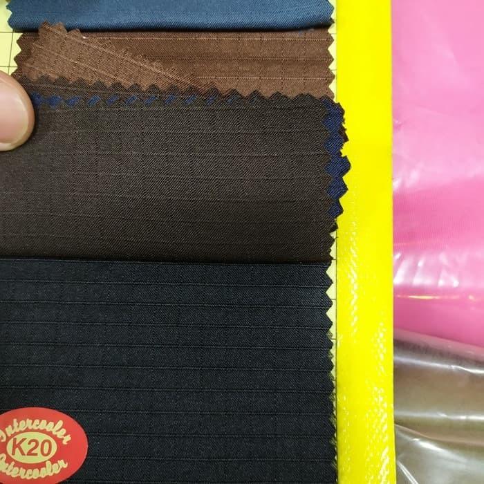 Kain rip hitam ripstop. bahan atasan seragam