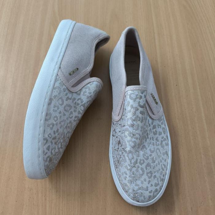 Geox Girl's J Kilwi D Sneakers Grey