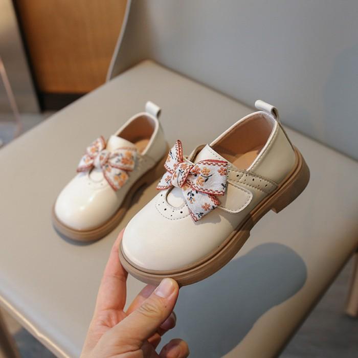 Sepatu Flat pesta Anak Perempuan model Doc UTSU