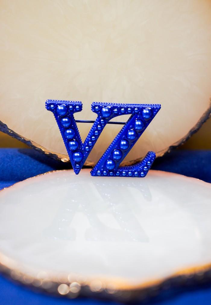 Vz Gleam Brooch-Sodalite Blue