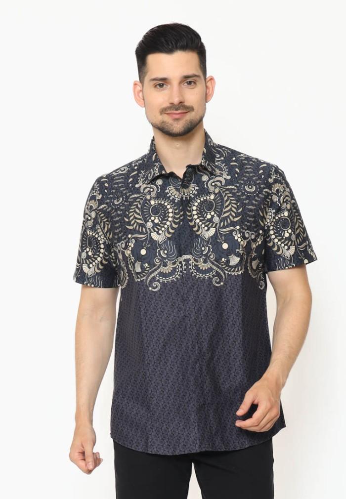 Maginot Cakra Batik Slim Fit Lengan Pendek