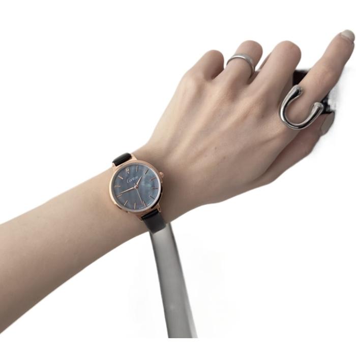 Jam Tangan Wanita Reflective Fritillary Watch Female, Light Luxury High Temperament Belt Versatile E