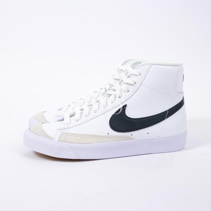 Nike Blazer Mid 77 Vintage White/Black bq6806-100 100% Authentic 774