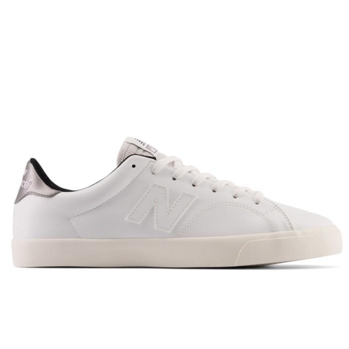Sepatu Sneaker Pria New Balance CT210 Classic Skate White CT210WRF
