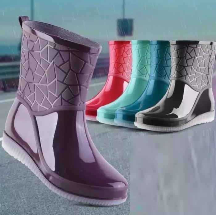 Sepatu Boots Wanita Karet impor / Sepatu Hujan Low Heels +masker