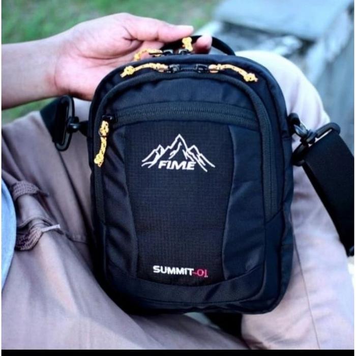 Tas slempang pria MARCTEM seri SUMMIT 01