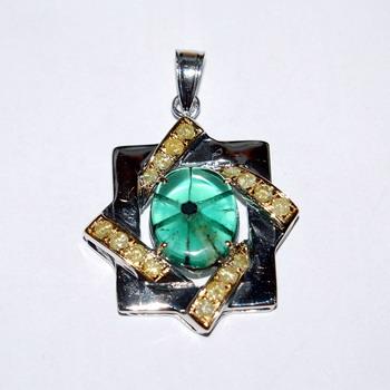 "Collector Item" Trapiche Emerald - HSL01