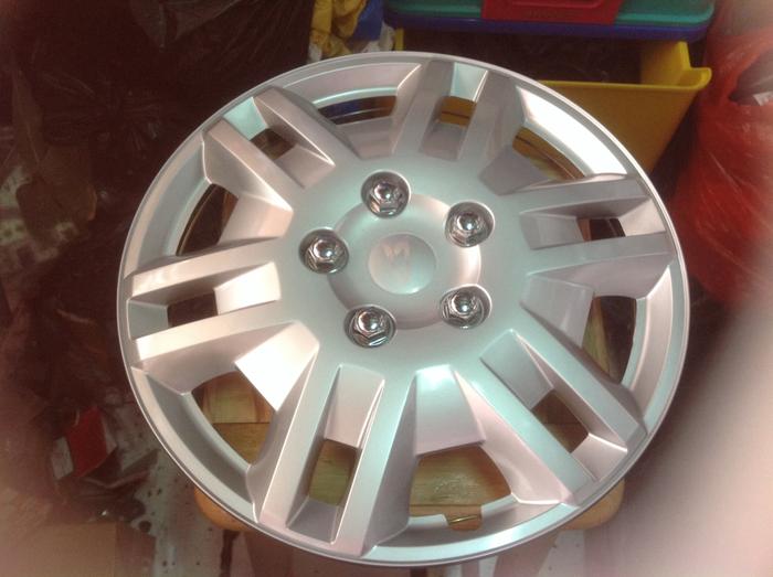 Dop velg xenia 2009-2011 sebelum all new ori 1set