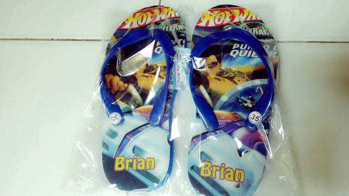 sandal karakter hotweel