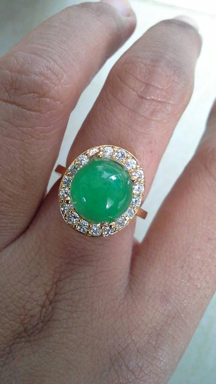 cincin giok hijau