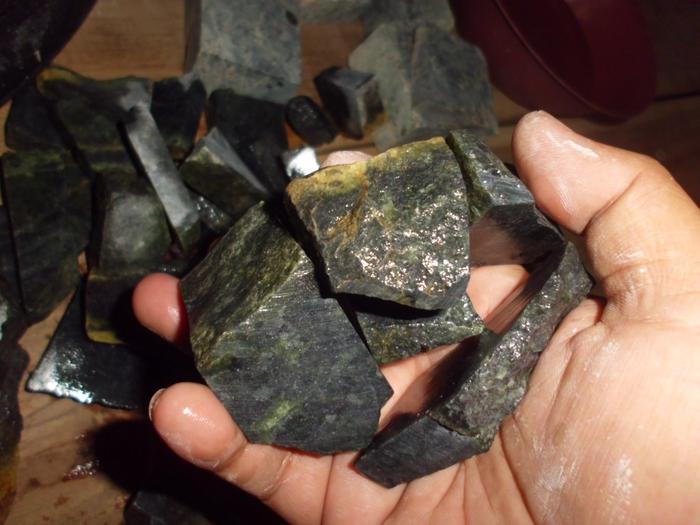 Batu badar sungai dareh bentuk aneka bongkahan per kilogram