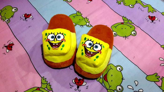 sendal boneka spongebob