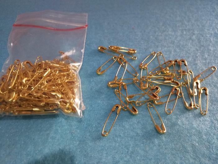 Peniti kecil, Peniti emas perak, Peniti emas kecil