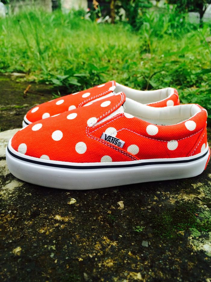 Sepatu Vans Slip On anak motif Polka/Merah