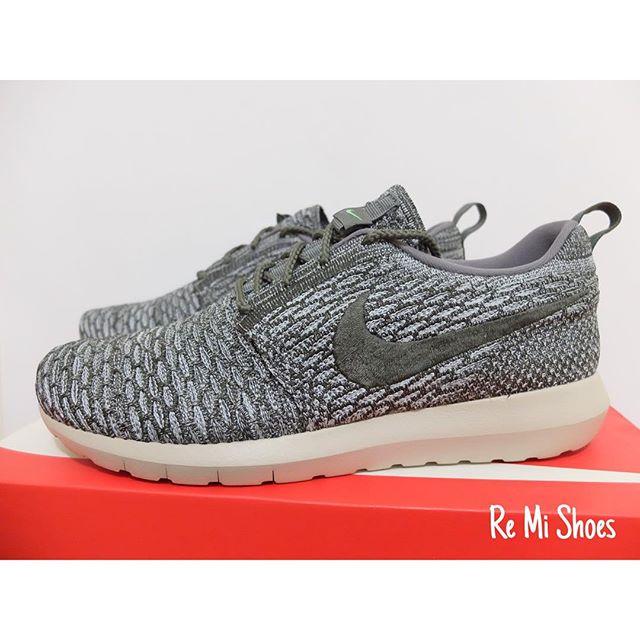 Original Nike Flyknit Roshe Run "Wolf Grey" Size: 10