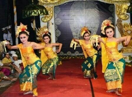 pakaian tari bali pendet prada