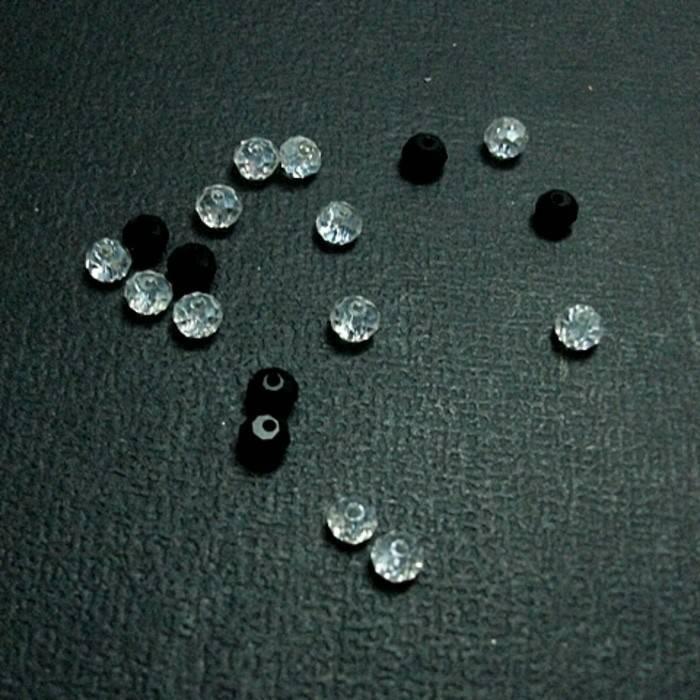 Manik Kristal Ceko 4mm (10pcs)