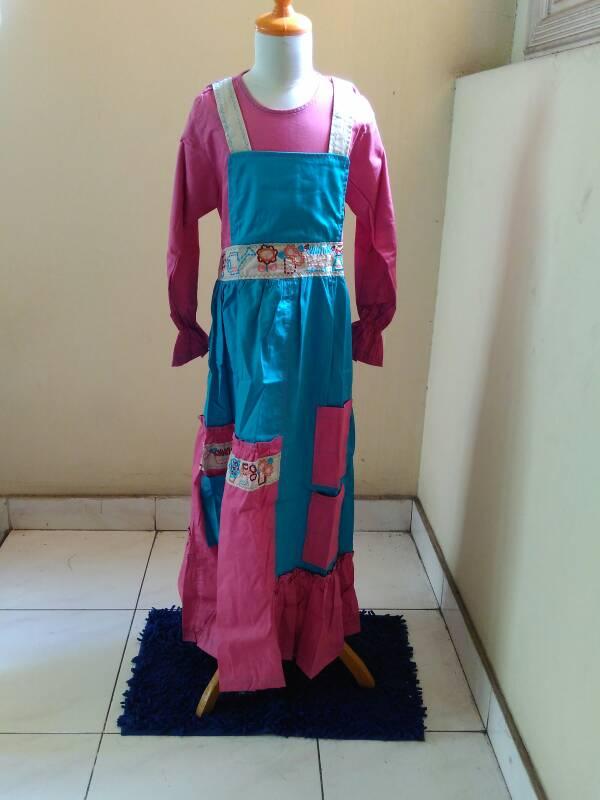 Gamis anak set bergo size 8 merk dannis