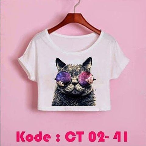 Croptee putih Galaxy Cat