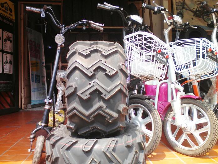 Ban ATV,GATOR JOHN DEERE tipe OFF ROAD RING 10 UKURAN 22X11-10