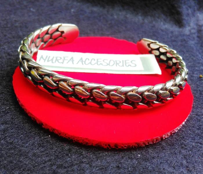 gelang monel papua rajut slim khas jepara|gelang pria cowok