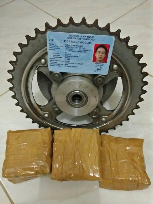 penahan gir roda belakang tiger/gl pro max 10p