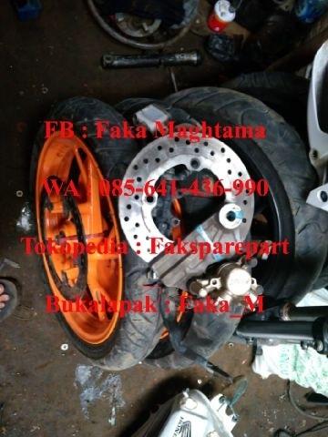 Velg CBR150R CBR 150 New Facelift Ori Copotan Set Ban