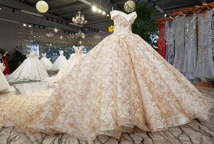 Gaun Pengantin 1711112 Kuning Sabrina Ekor Wedding Gown Wedding Dress