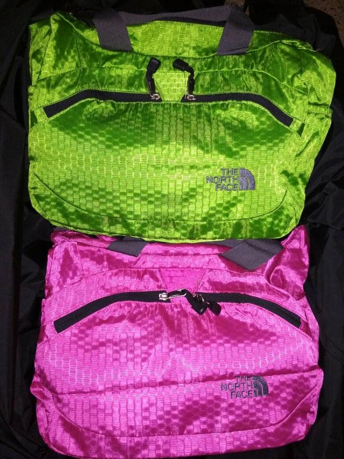 Tas Selempang TNF