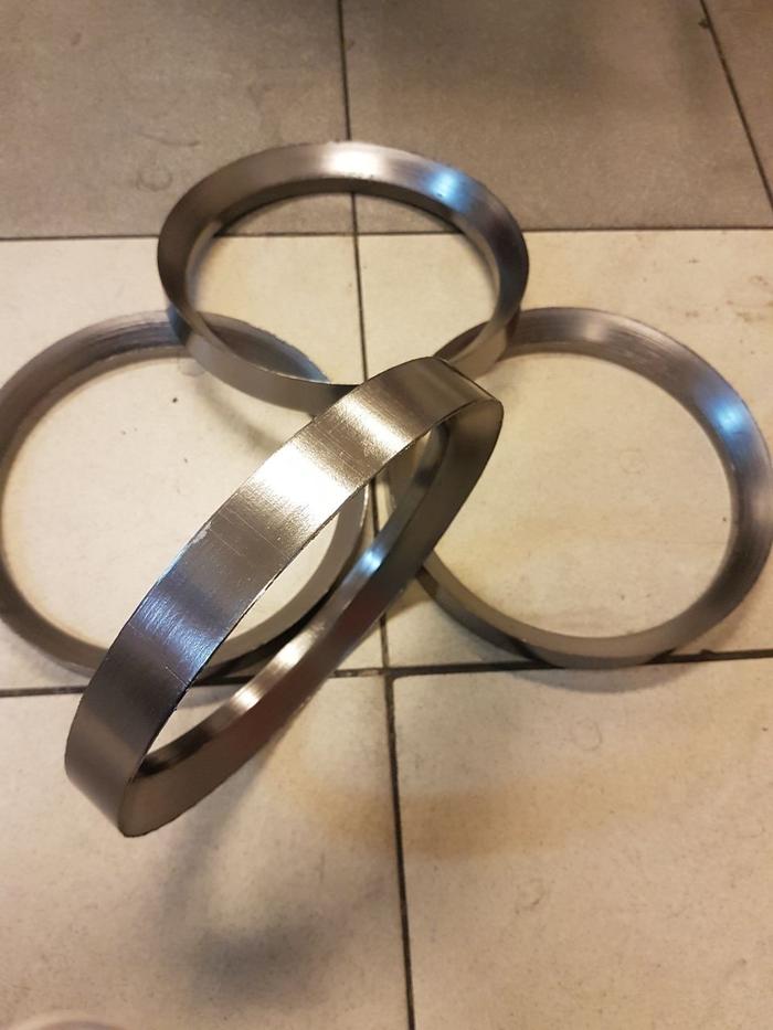 Graphite Ring Moulding
