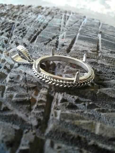 emban liontin perak handmade motif tali air model cakar