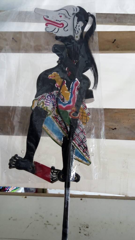 wayang kulit petruk hitam (73 cm)