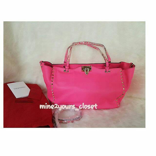 nBU/new authentic ori Valentino rockstud small bag