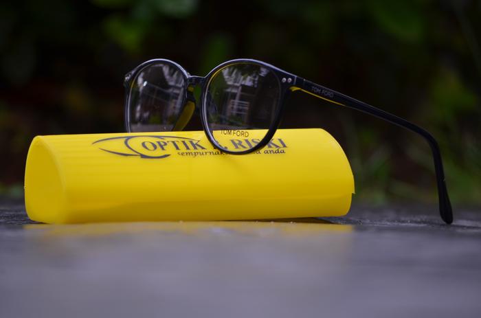 kacamata pria wanita TOM FORD (frame+lensa) 8018