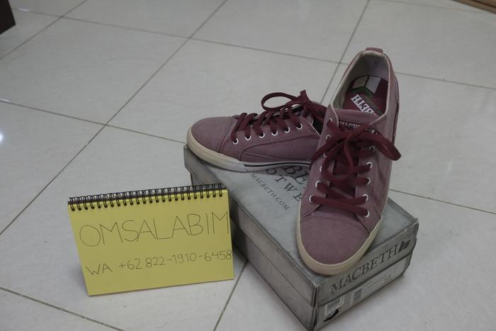 Macbeth Matthew Ox Blood/White Canvas Size 43