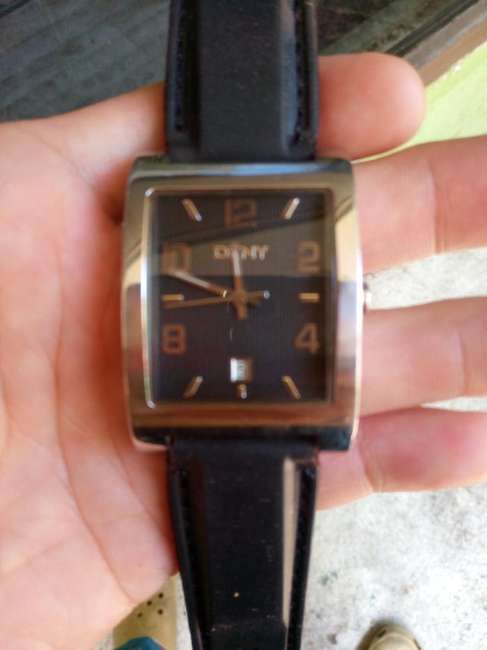 jam tangan DKNY ori