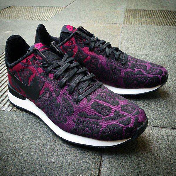 Original Womens Nike Internationalist JCRD