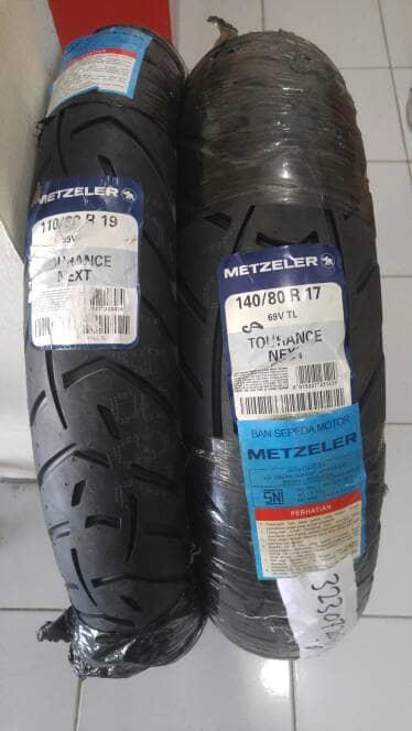 Paket Metzeler Versys 250 110-140