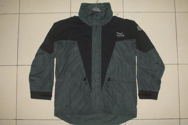 JWS JACK WOLFSKIN TEXAPORE Green Black Mountain Jacket