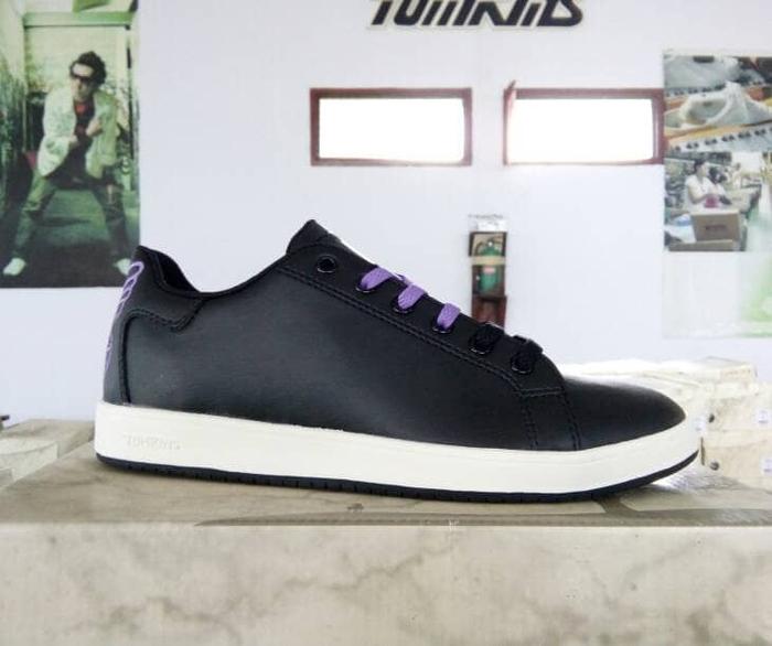 Sepatu Tomkins Marston Wanita