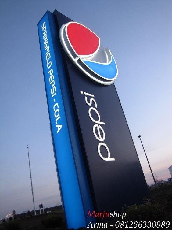 Pylon sign Pepsi