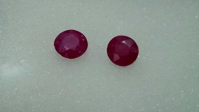 batu merah natural ruby (bersertifikat) GRI