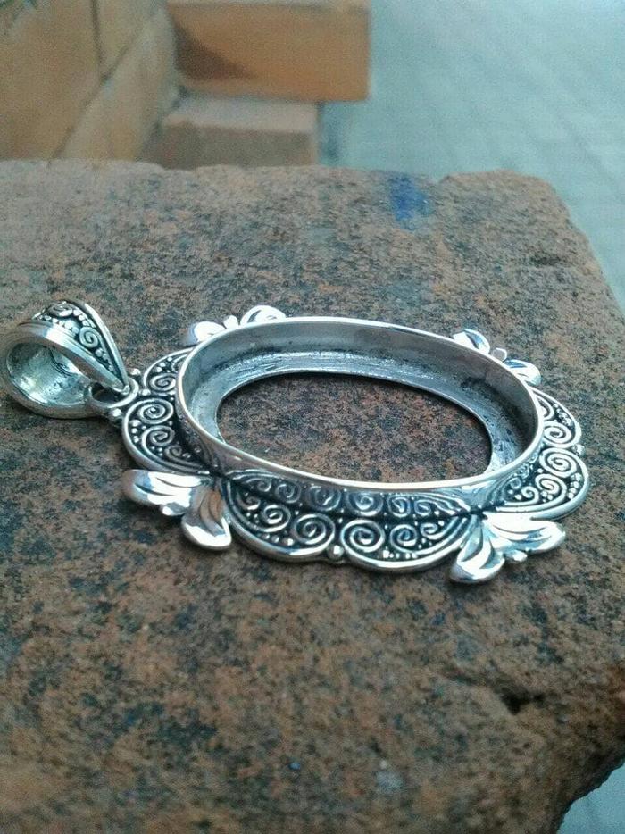 emban liontin perak handmade model tanam motif variasi klasik