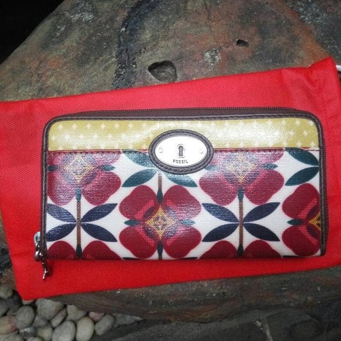 Fossil key per cherry red wallet